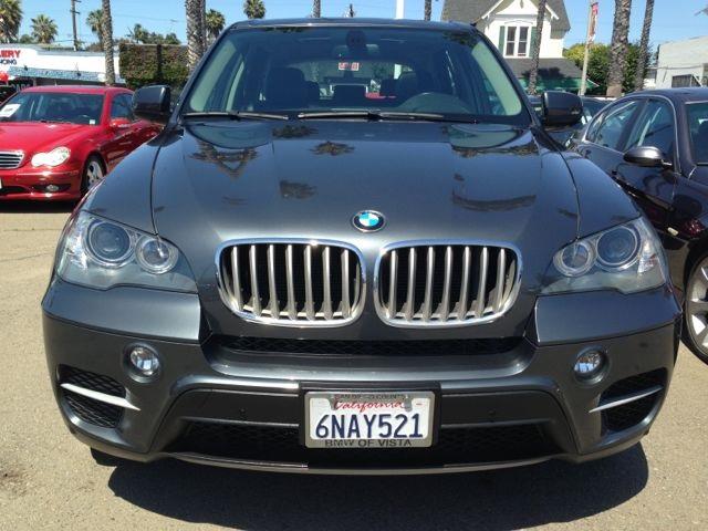 BMW X5 2011 photo 1