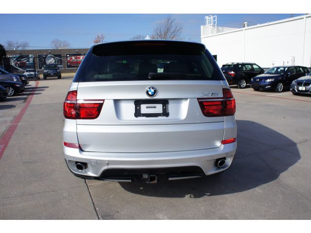 BMW X5 2011 photo 1