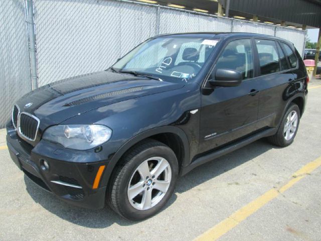 BMW X5 2011 photo 1