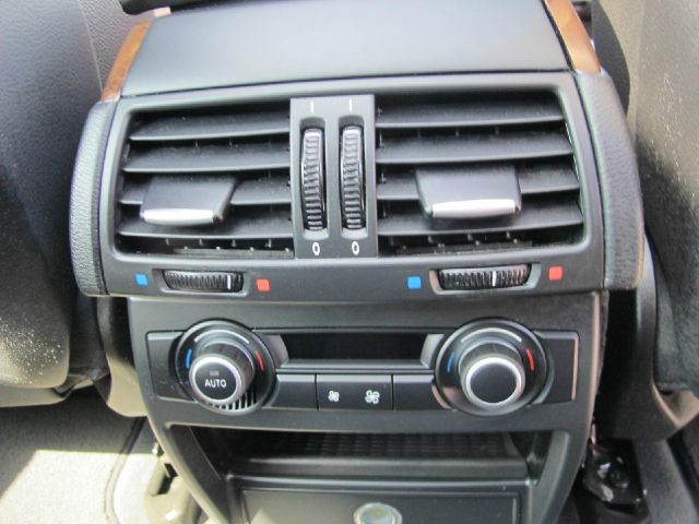 BMW X5 2011 photo 26