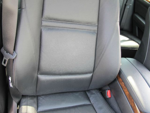 BMW X5 2011 photo 30