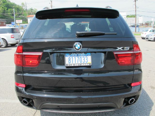 BMW X5 2011 photo 71