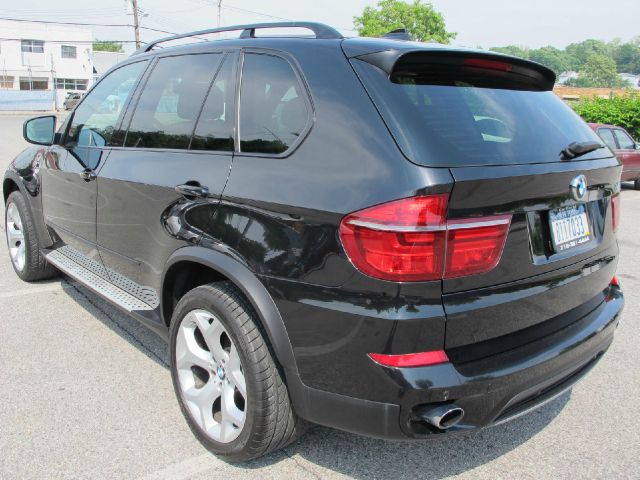 BMW X5 2011 photo 75