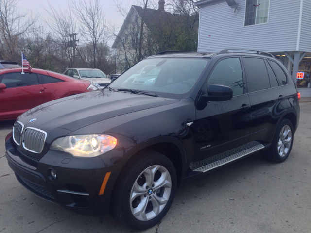 BMW X5 2012 photo 1