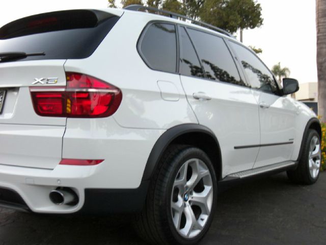 BMW X5 2012 photo 28