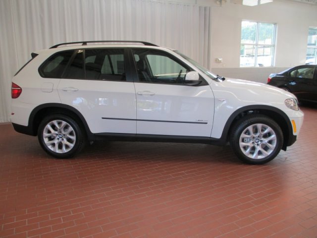 BMW X5 2013 photo 2