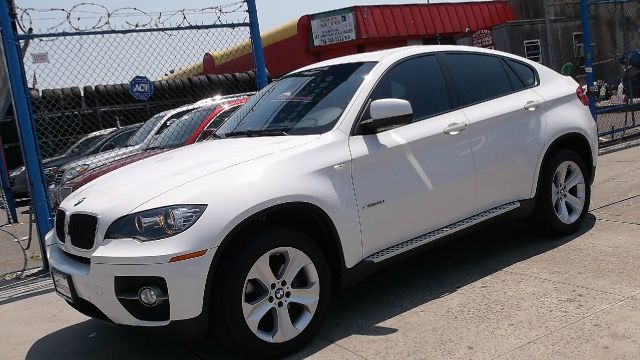 BMW X6 2011 photo 2