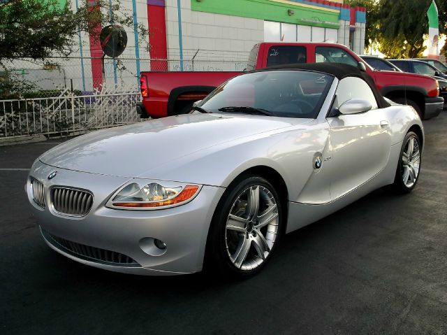 BMW Z4 2003 photo 2