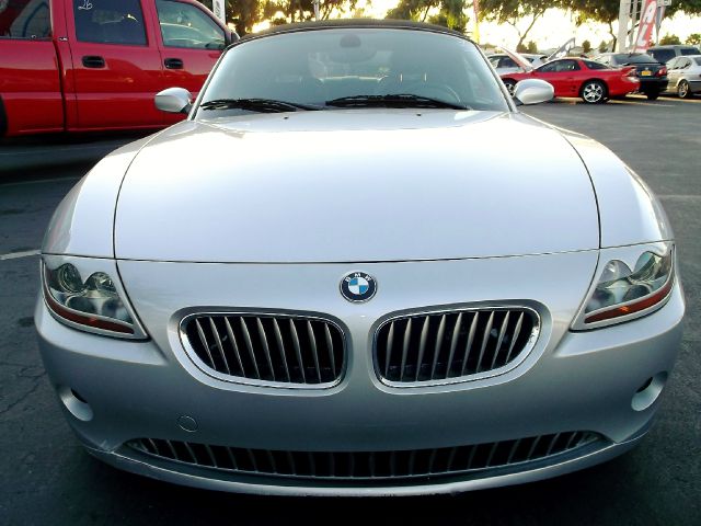 BMW Z4 2003 photo 2