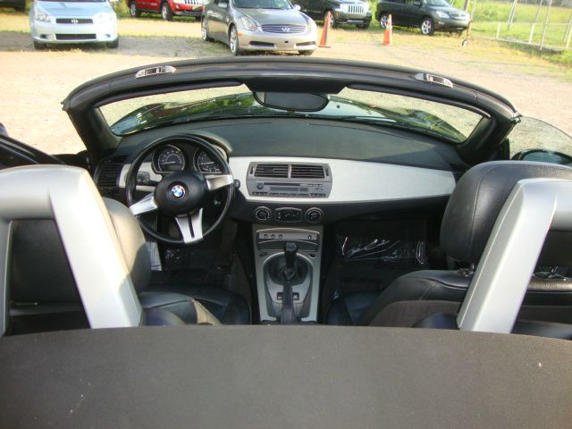 BMW Z4 2003 photo 2