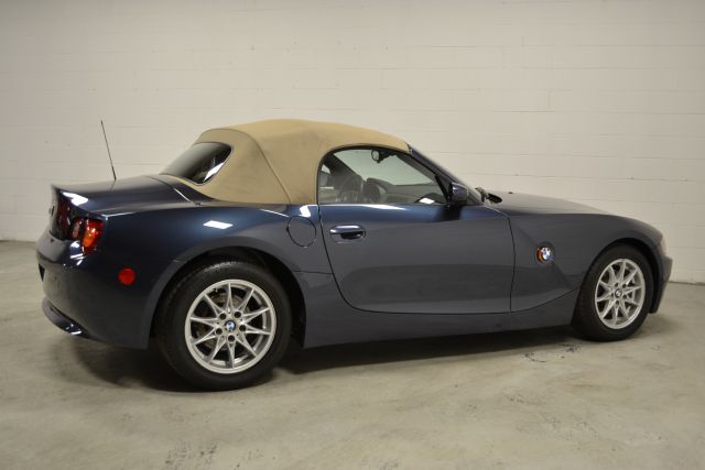 BMW Z4 2004 photo 2