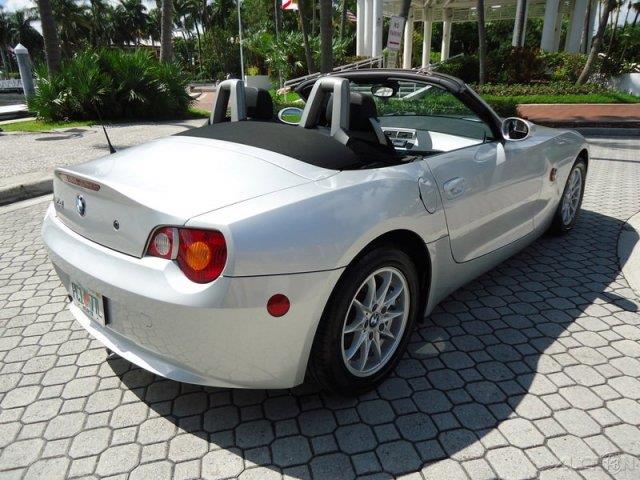 BMW Z4 2004 photo 19