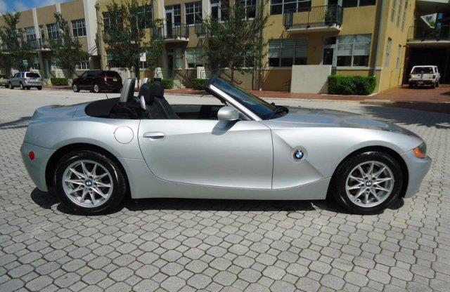 BMW Z4 2004 photo 29