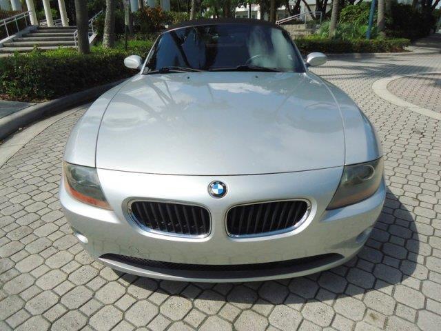 BMW Z4 2004 photo 3