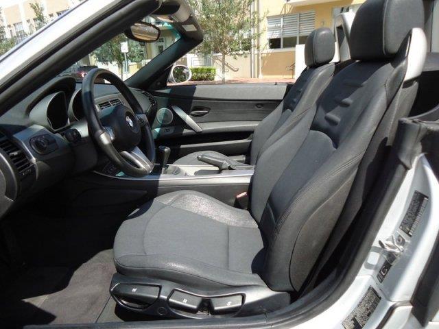 BMW Z4 2004 photo 4