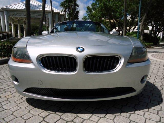 BMW Z4 2004 photo 6