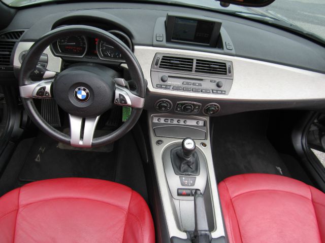 BMW Z4 2004 photo 19