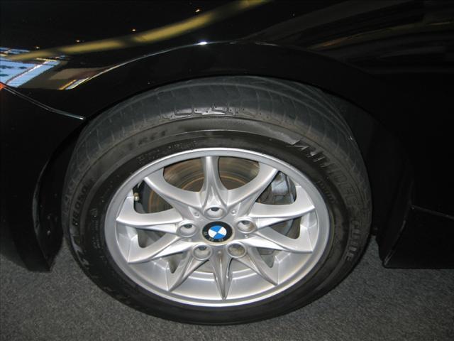 BMW Z4 2004 photo 3