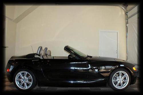 BMW Z4 2004 photo 2