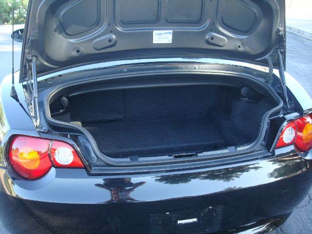 BMW Z4 2004 photo 4