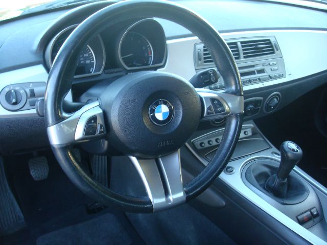 BMW Z4 2004 photo 9