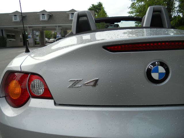 BMW Z4 2004 photo 3