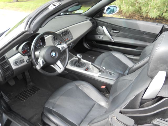 BMW Z4 2004 photo 4