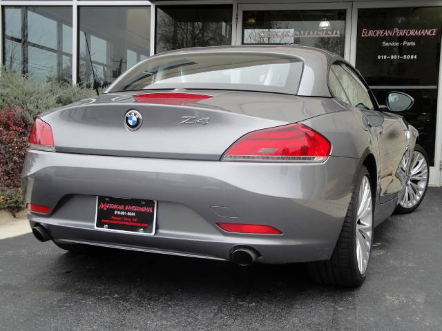 BMW Z4 2010 photo 1