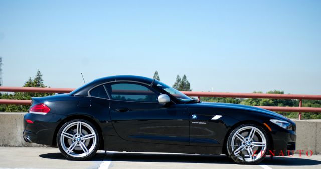 BMW Z4 2011 photo 2