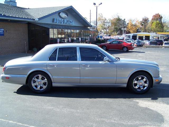 Bentley ARNAGE 2001 photo 1