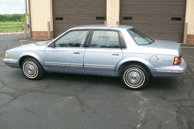 Buick Century 1994 photo 25