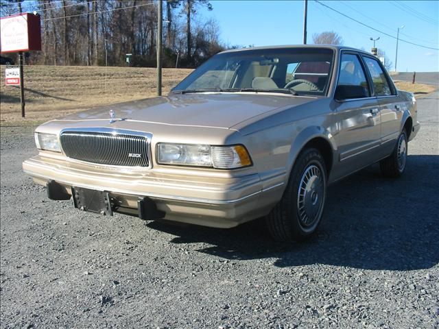 Buick Century 1995 photo 1