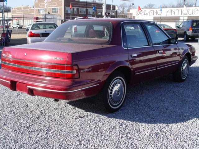 Buick Century 1995 photo 3