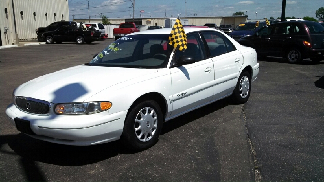 Buick Century 1998 photo 2