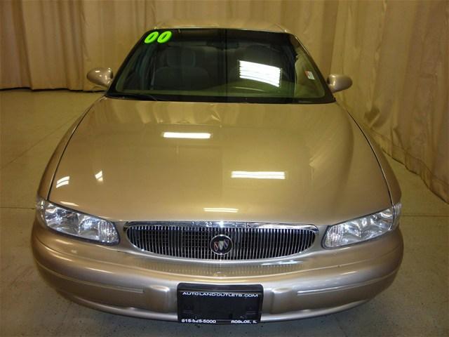 Buick Century 2000 photo 1