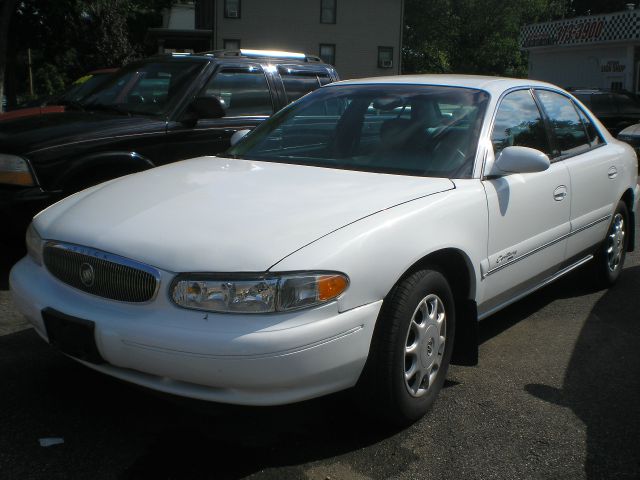 Buick Century 2000 photo 1