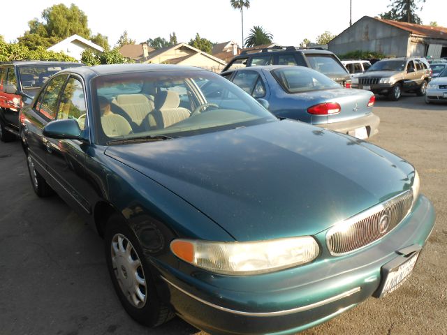 Buick Century 2000 photo 2