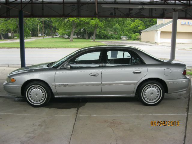 Buick Century 2000 photo 1