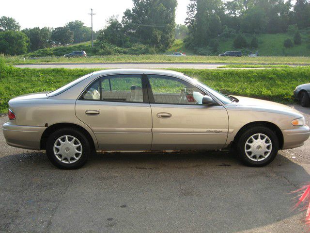 Buick Century 2000 photo 1