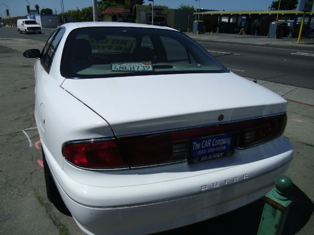 Buick Century 2000 photo 2