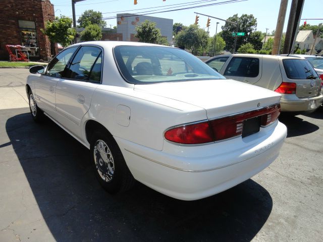 Buick Century 2000 photo 3