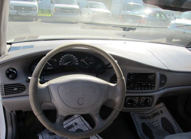 Buick Century 2000 photo 2