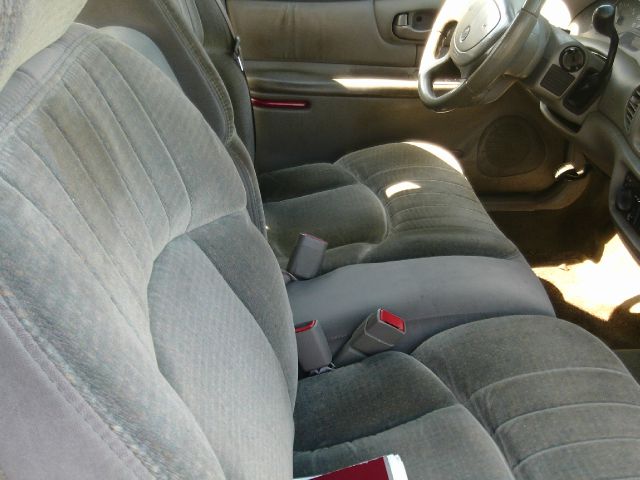 Buick Century 2000 photo 2