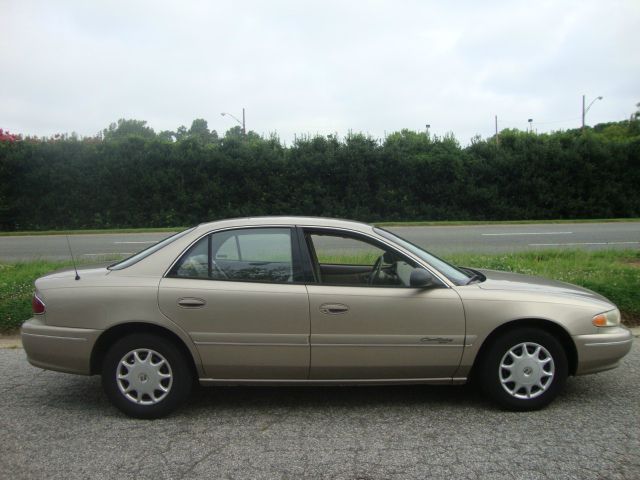 Buick Century 2000 photo 2