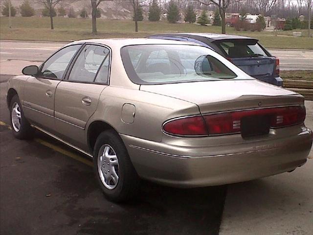 Buick Century 2000 photo 1