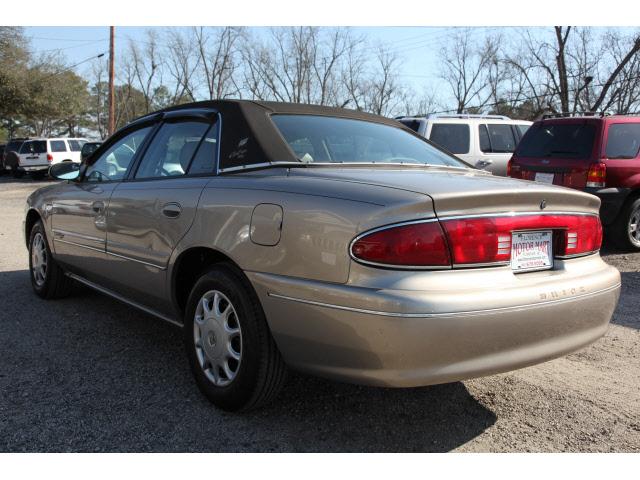 Buick Century 2001 photo 3