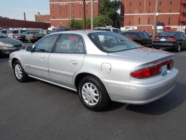 Buick Century 2001 photo 1