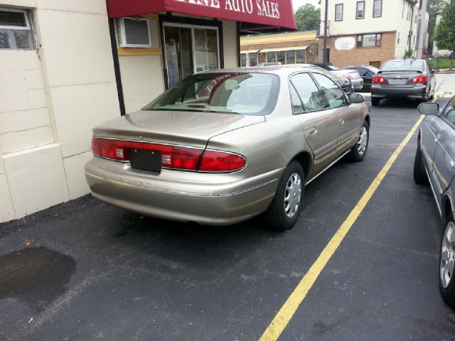 Buick Century 2001 photo 2