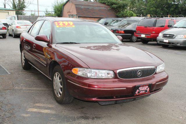 Buick Century 2001 photo 2