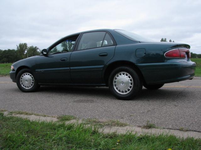 Buick Century 2001 photo 1